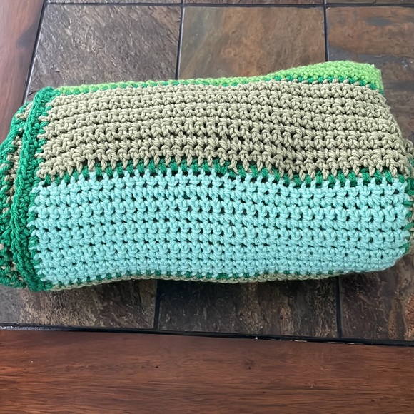 “Cactus” Multi-Green Colors-throw- handmade by JulzyRaye- OS - Picture 9 of 10